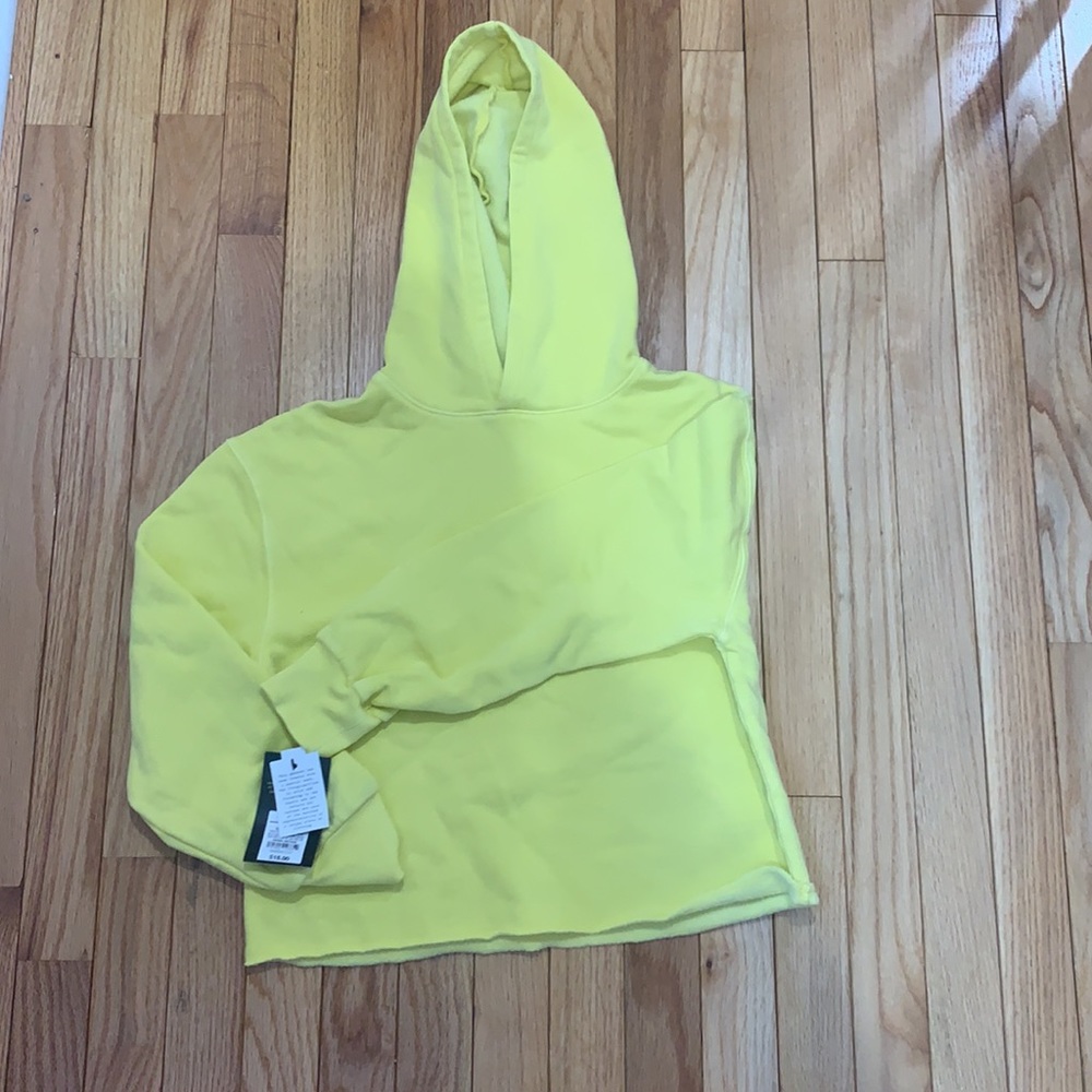 Cropped hoodie